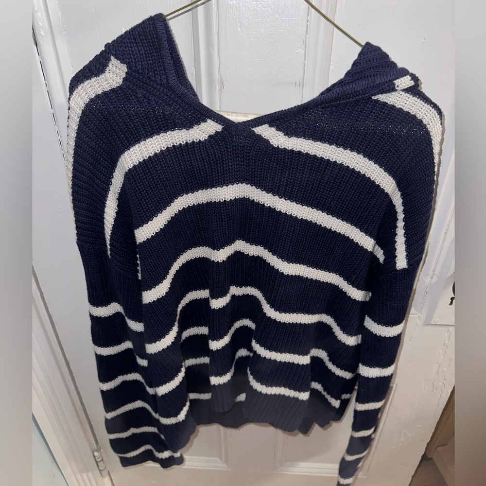 Women’s Gap knitted sweatshirt